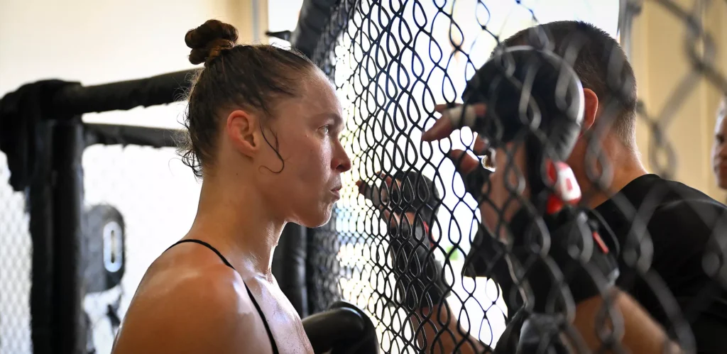 Ronda Rousey vs. Gina Carano live on Netflix